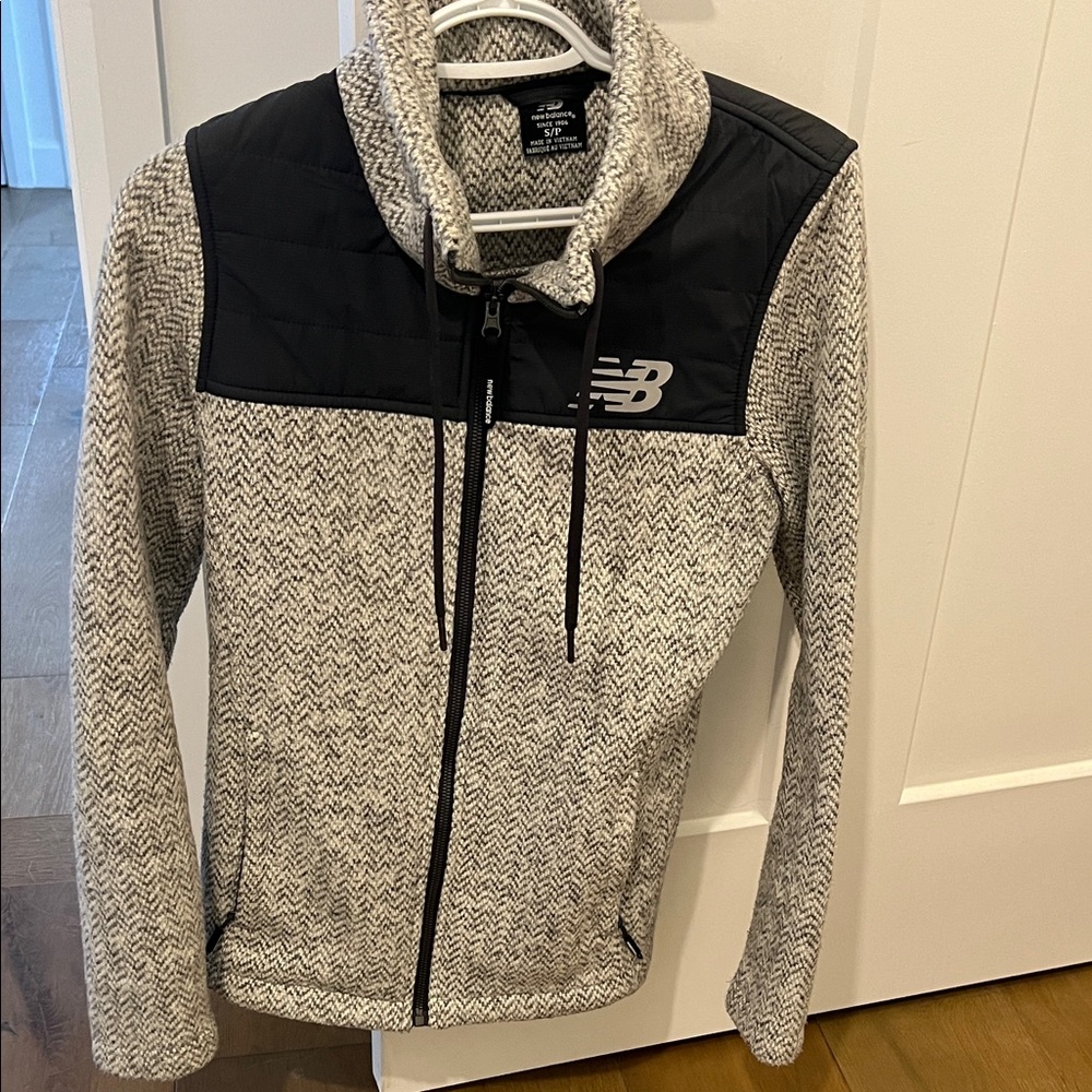 New Balance Black and White Patterned Jacket